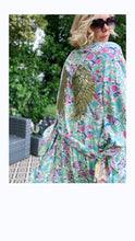 Load image into Gallery viewer, FLORAL ANGEL - KIMONO