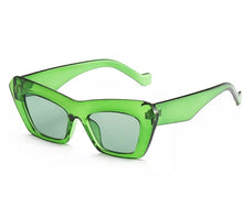 Load image into Gallery viewer, Retro Cat Eye Sunglasses - Green