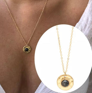 Gold/Stone Pendant Necklace - Black/Grey