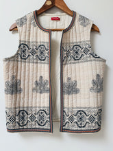 Load image into Gallery viewer, Preloved &amp; Vintage - Vintage Quilted Waistcoat