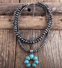Load image into Gallery viewer, Turquoise Beaded Necklace
