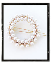 Load image into Gallery viewer, Pearl Round Hair clip