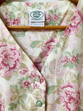 Load image into Gallery viewer, Preloved &amp; Vintage - vintage Laura Ashley floral cotton lawn Blouse