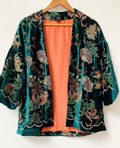Preloved & Vintage - Vintage style Embroidered Kimono in Green Velvet