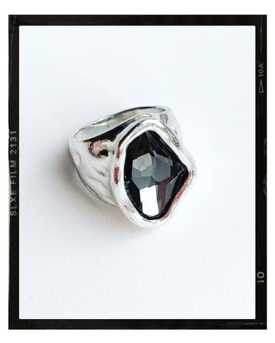 Silver Irregular Oval Glass Stone Ring - Grey