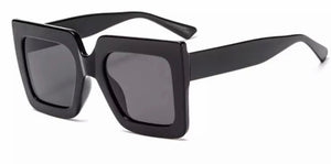 Oversized Retro Framed Sunglasses - Black