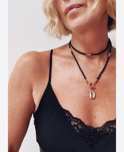 Double Wrap Beaded Cowrie Necklace - Black