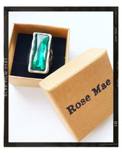 Load image into Gallery viewer, Silver Glass stone Ring - Emerald Oblong