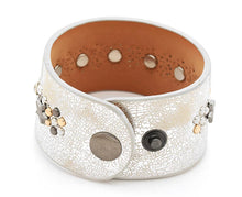 Load image into Gallery viewer, Silver Metal Star Cuff